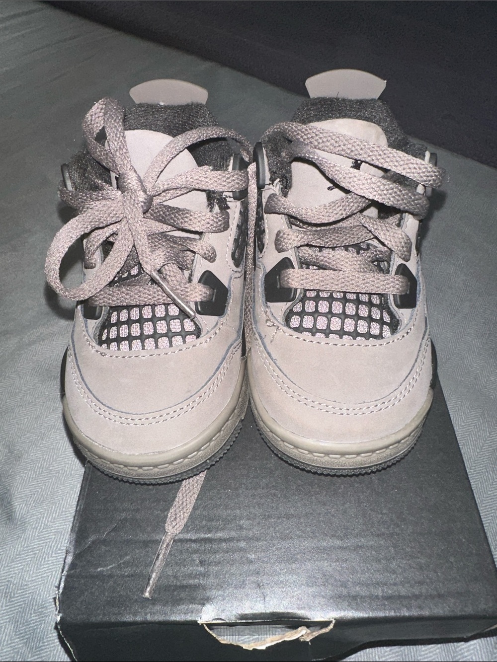 Jordan Retro 4 Sneakers- Youth